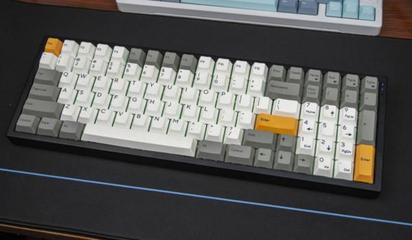 HEAVY Kira 96客製化無線機械鍵盤開箱 HEAVY Kira 96客製化無線機械鍵盤開箱