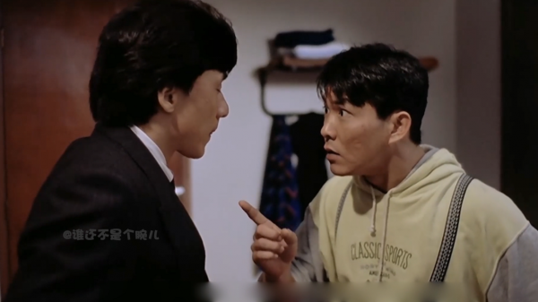 動作演員有多敢玩兒命？元彪3樓上演空中側翻，元華任由老鼠攀爬