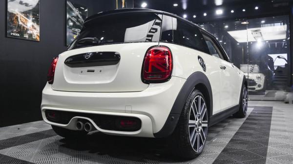 蘇州寶馬MINI改色競速提夫尼