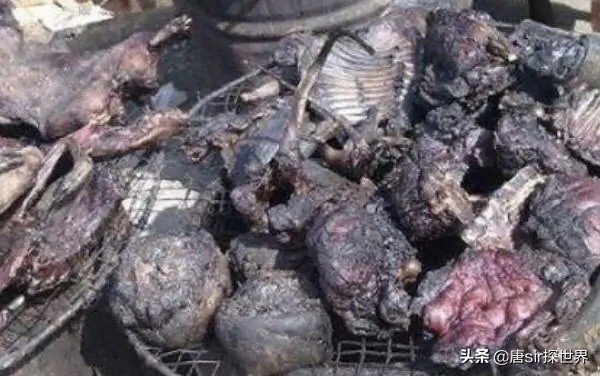 非洲的菜市場，顛覆你的三觀，這些東西在菜市場都能夠見到