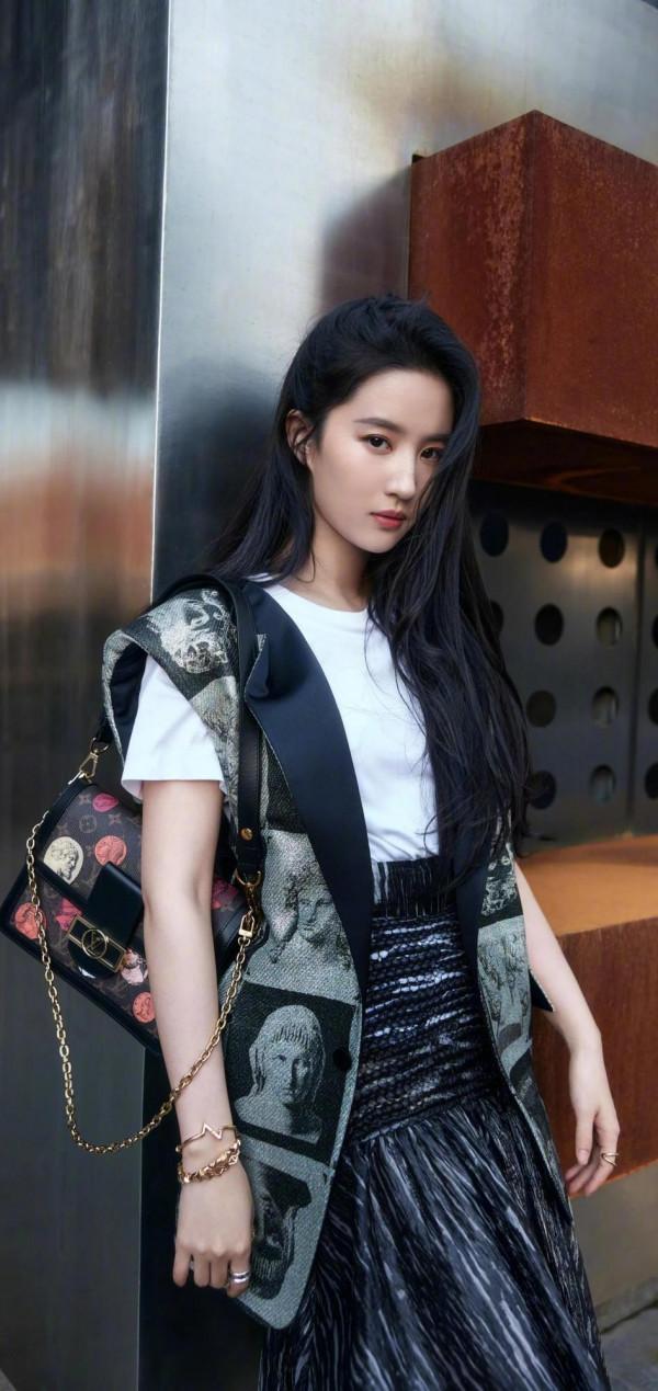 神仙姐姐劉亦菲最新高畫質美圖