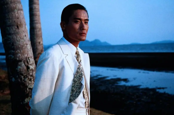 1983年，梁家輝在故宮留下了一輛腳踏車，38年過去車子還在