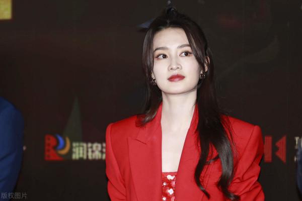 李沁小姐姐真的很美 李沁小姐姐真的很美