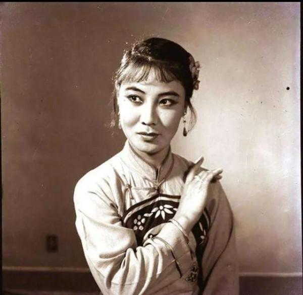 郭蘭英的苦澀人生:兩段婚姻皆無果,今90歲無兒女 郭蘭英的苦澀人生:兩段婚姻皆無果,今90歲無兒女