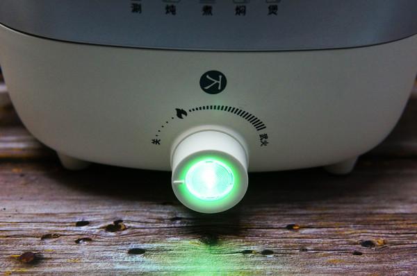 輕鬆控溫,全家共享:利仁多功能分體式電火鍋體驗 輕鬆控溫,全家共享:利仁多功能分體式電火鍋體驗