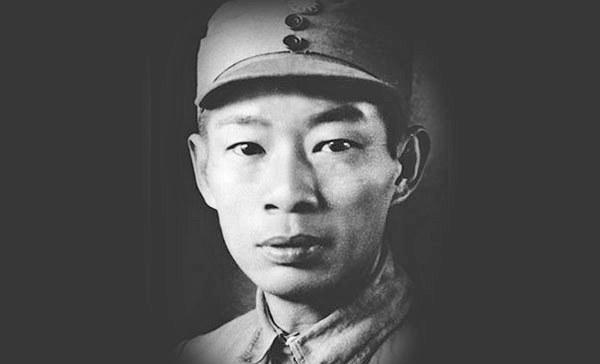 李德推卸責任要槍斃這名師長，毛主席出手解救