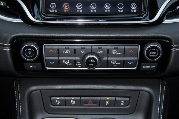 試駕Jeep新款大指揮官e，美式插混中型SUV有何不同？