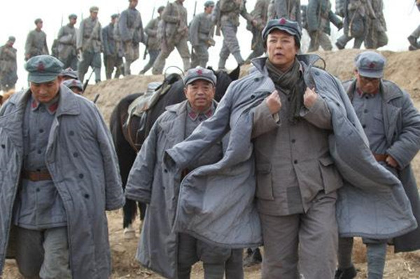 紅軍長征到達陝北，為何要東征，毛主席還自薦當政委？