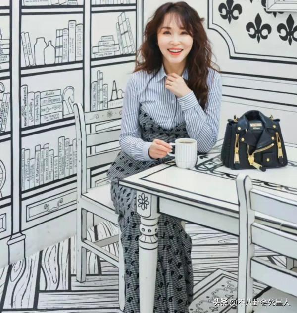 誰說鼻子高才出美人？這10位小鼻子、塌鼻子的女星，個個精緻可愛