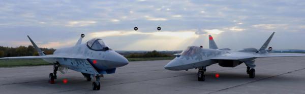 蘇75和蘇57同臺亮相，原來這麼大，隨後去迪拜秘密展示現場推銷