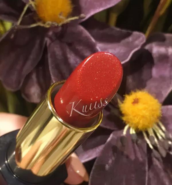 好看又顯白！你的包包裡缺少一支楓葉色口紅