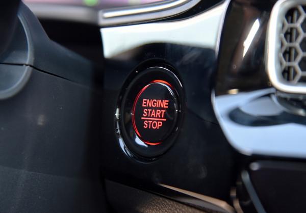 本田思域姊妹車型型格正式上市,12.99萬元起售,你喜歡哪一款? 本田思域姊妹車型型格正式上市,12.99萬元起售,你喜歡哪一款?