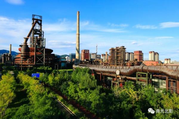 粗獷、震撼的首鋼園