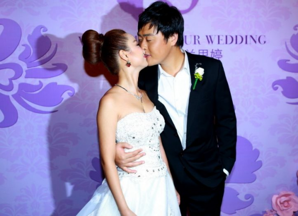 《亮劍》劇組重聚,16年了,李幼斌張光北各不同,配角張桐成視帝 《亮劍》劇組重聚,16年了,李幼斌張光北各不同,配角張桐成視帝