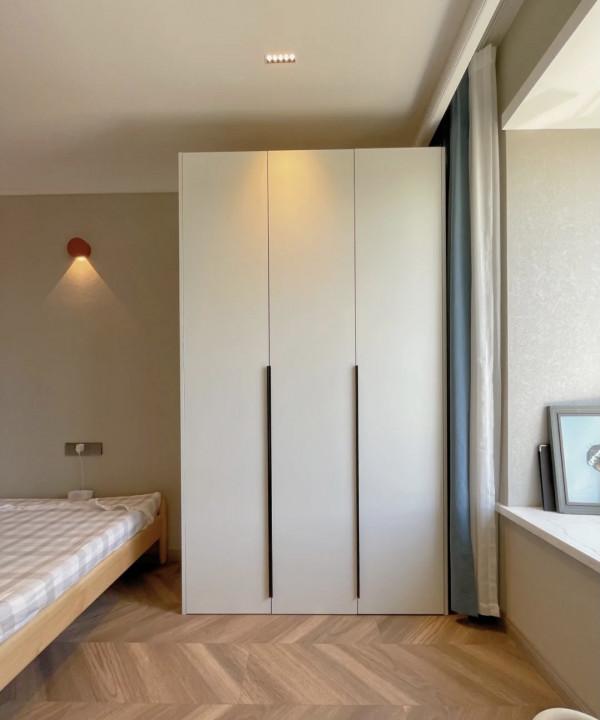 150㎡五口之家,拒絕“花裡胡哨”,全屋極簡又實用 150㎡五口之家,拒絕“花裡胡哨”,全屋極簡又實用