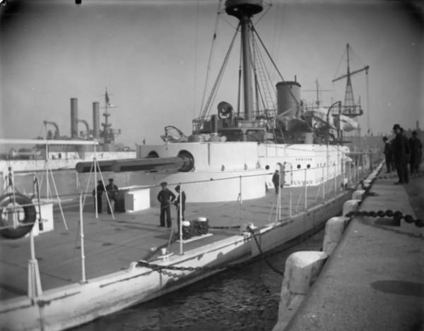 19世紀美國的淺水重炮艦-莫尼特鐵甲艦