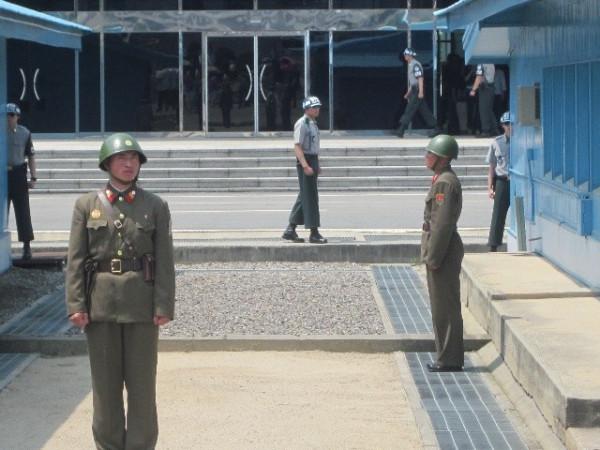 1976年，美國執意要砍掉一棵白楊樹，險些引發第二次朝鮮戰爭