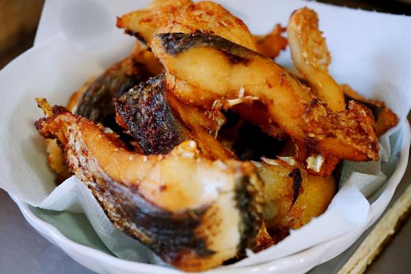 草魚的新吃法:把草魚做成蘇氏乾燒魚,骨頭都是酥的,不腥還入味 草魚的新吃法:把草魚做成蘇氏乾燒魚,骨頭都是酥的,不腥還入味