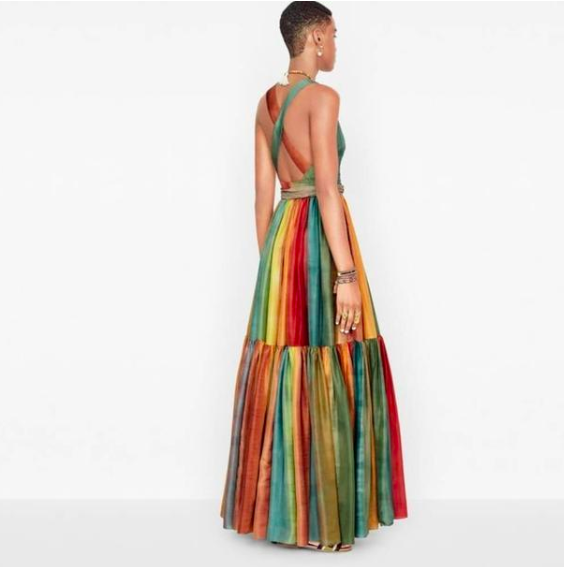 華為千金姚安娜真替老爸長臉，穿彩虹裙華麗高階，豪門出身真不假