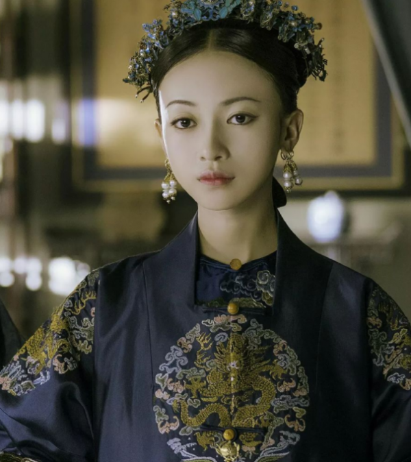 王璐丹拖欠民工血汗錢9年，張國立拍戲封路，是誰給的明星特權？