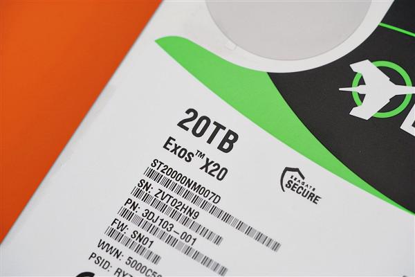 業界首創10碟片工藝之硬碟圖賞 業界首創10碟片工藝之硬碟圖賞