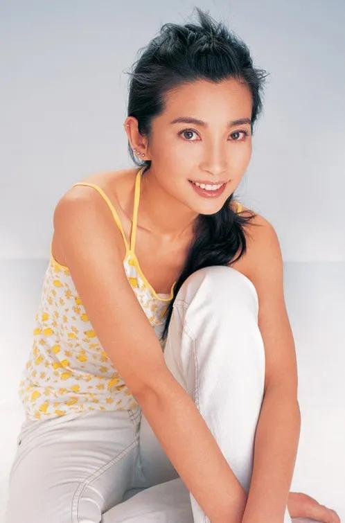 李冰冰驚豔寫真集