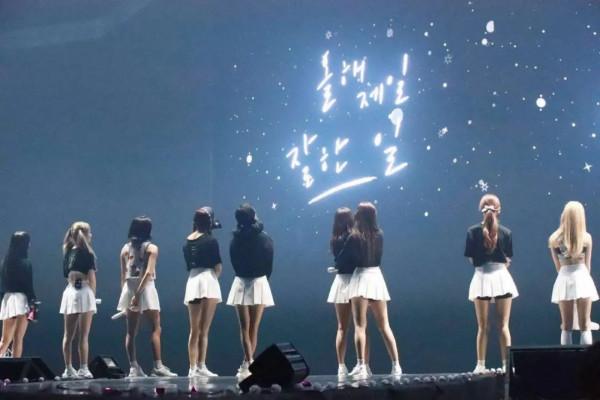 全員續約後的Twice應該如何發展？