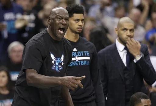 出人意料!勇士、公牛領銜,新賽季保持全勝的9支球隊一覽 出人意料!勇士、公牛領銜,新賽季保持全勝的9支球隊一覽