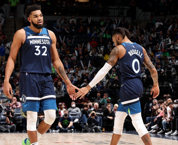 6人上雙+4連勝,森林狼挺進前八!唐斯24+7完勝波神,獨行俠2連敗 6人上雙+4連勝,森林狼挺進前八!唐斯24+7完勝波神,獨行俠2連敗