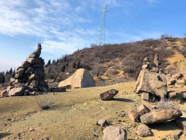 大風颳丟帽子、昔陽燒餅、油醬抿圪鬥,徒步路上故事多 大風颳丟帽子、昔陽燒餅、油醬抿圪鬥,徒步路上故事多