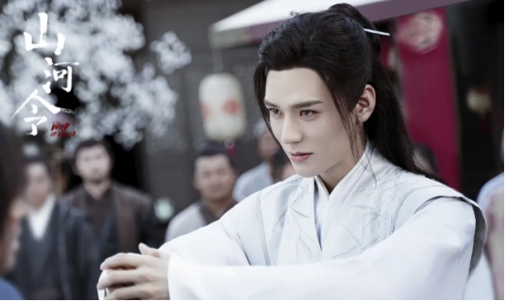 人物造型簡單，好壞靠衣服顏色就能分辨，現代古裝劇到底怎麼了？