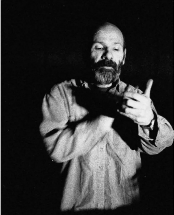 大量美國人，像老鼠一樣死在下水道里