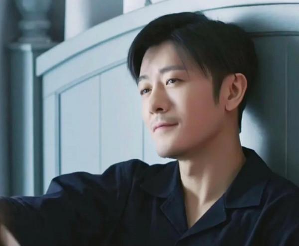 第一眼很普通，越看越帥氣的6個男明星，朱亞文、黃軒靠氣質取勝