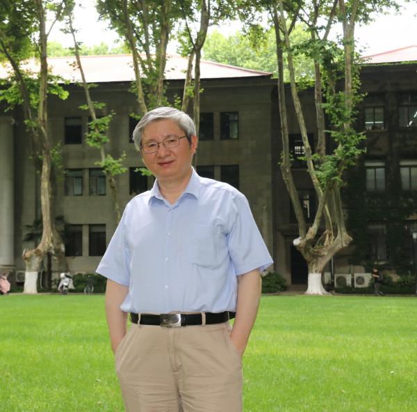 社科名家 &vert; 徐康寧：寫有思想的文字，是一種享受