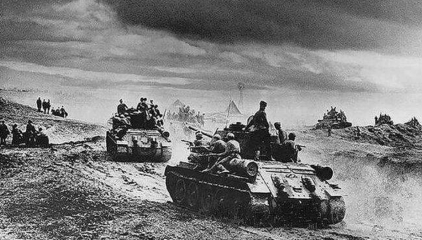 從日不落帝國到美國二流跟班，超級敗家子丘吉爾如何拖垮英國？