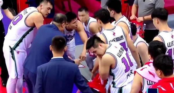 這是四強？山東6分險勝全華班江蘇，2大痛點致使山東成末流球隊