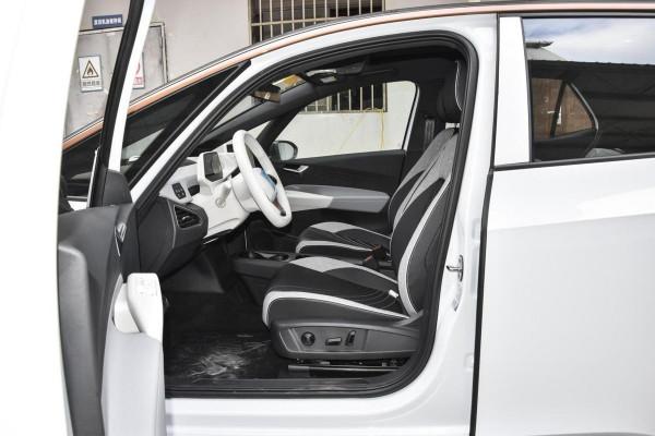 說實話,新能源車我只推薦這3款,大品牌質量有保障,價格也親民 說實話,新能源車我只推薦這3款,大品牌質量有保障,價格也親民