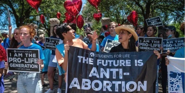 墮胎禁令生效前一天，美國83歲產科老醫生連夜做了67個墮胎手術