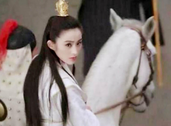 楊冪新劇女兒身被揭穿:男女皆長髮,古人究竟如何辨別女扮男裝? 楊冪新劇女兒身被揭穿:男女皆長髮,古人究竟如何辨別女扮男裝?