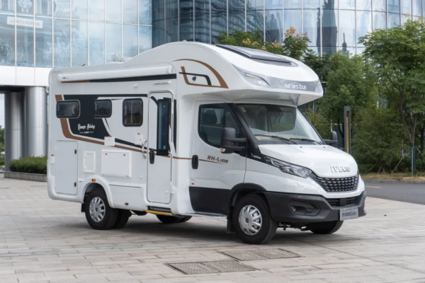新星羅馬假日C600雙拓展 進口底盤 品質內飾 開啟優質旅居生活 新星羅馬假日C600雙拓展 進口底盤 品質內飾 開啟優質旅居生活