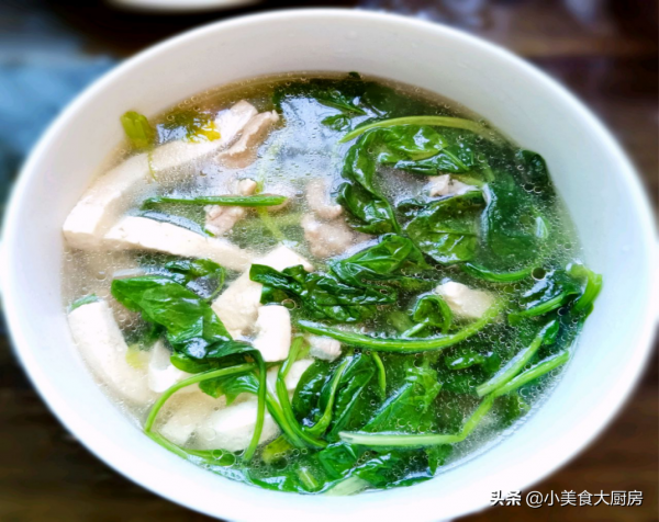 秋天是孩子長高的季節,多給孩子喝這湯,營養足,補鈣長個頭 秋天是孩子長高的季節,多給孩子喝這湯,營養足,補鈣長個頭