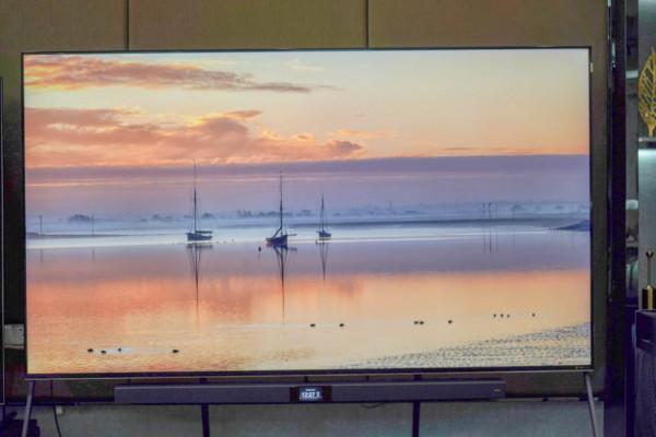 客廳秒變私人獨享IMAX影院!TCL巨幕智屏98X9C賞析 客廳秒變私人獨享IMAX影院!TCL巨幕智屏98X9C賞析