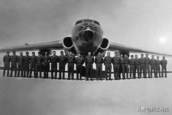 轟-6唯一實戰,差點兒擊沉美國提康德羅加級巡洋艦 轟-6唯一實戰,差點兒擊沉美國提康德羅加級巡洋艦