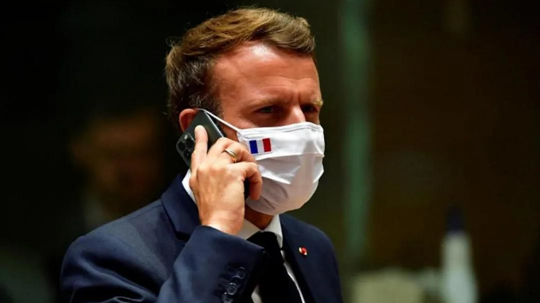 最新007電影中,主角為什麼用諾基亞手機,而不是蘋果手機? 最新007電影中,主角為什麼用諾基亞手機,而不是蘋果手機?