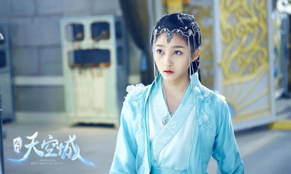 三部劇共用一款髮飾，千篇一律的古裝造型，真的看膩了