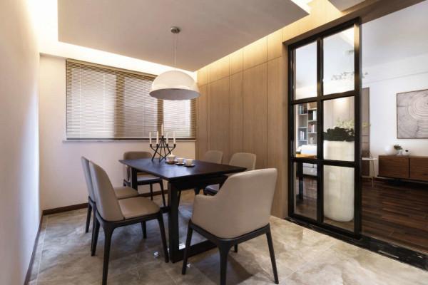 30歲全職太太，花費半年時間改造房屋，巧用軟裝，讓家更完美