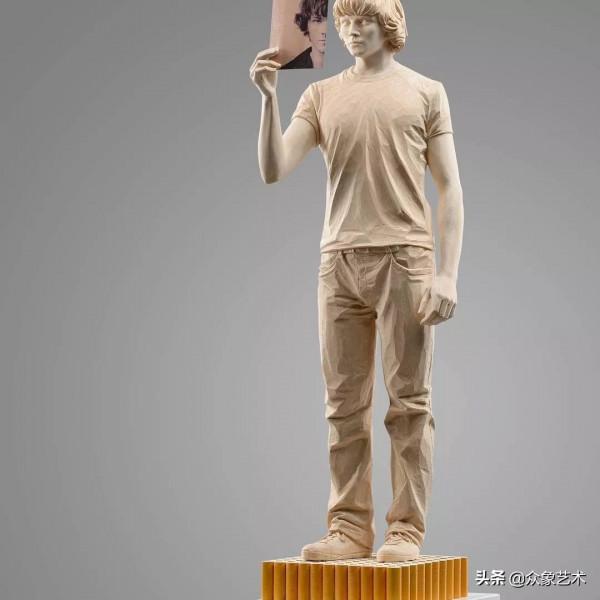 Kostner Matthias | 疏遠而溫柔