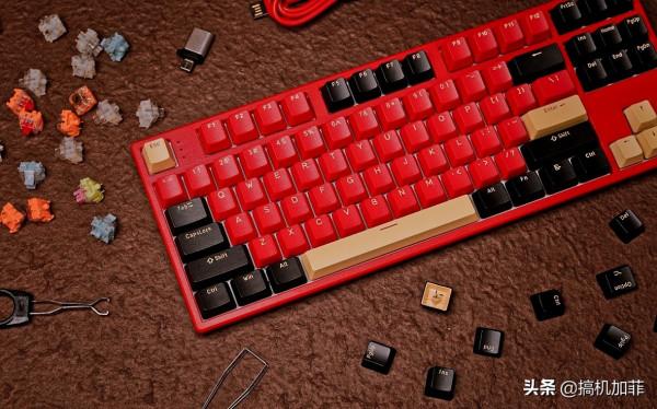 紅紅火火過大年！HELLO GANSS HS87T 法拉利紅上手