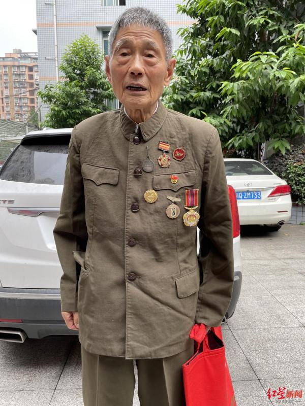 長津湖戰役前線連隊司號員:全連195人堅守陣地,僅2人倖存 長津湖戰役前線連隊司號員:全連195人堅守陣地,僅2人倖存