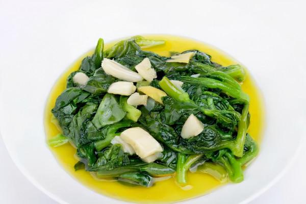 入冬後記得給孩子吃7種綠葉菜,維生素K含量高,價格也不貴 入冬後記得給孩子吃7種綠葉菜,維生素K含量高,價格也不貴